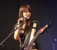 Hot Japan Guitar Girl - thumbnail